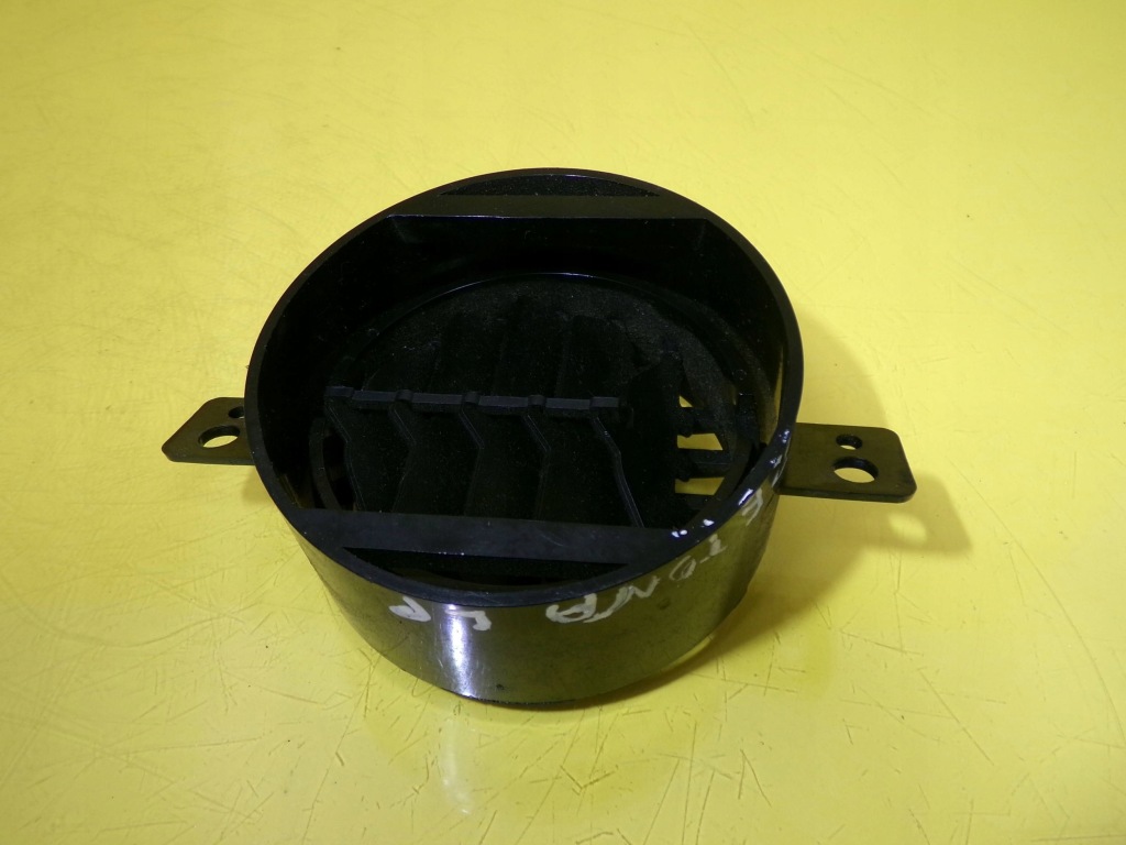 Боковая решётка обдув левая kia retona nr1320 с Разборки