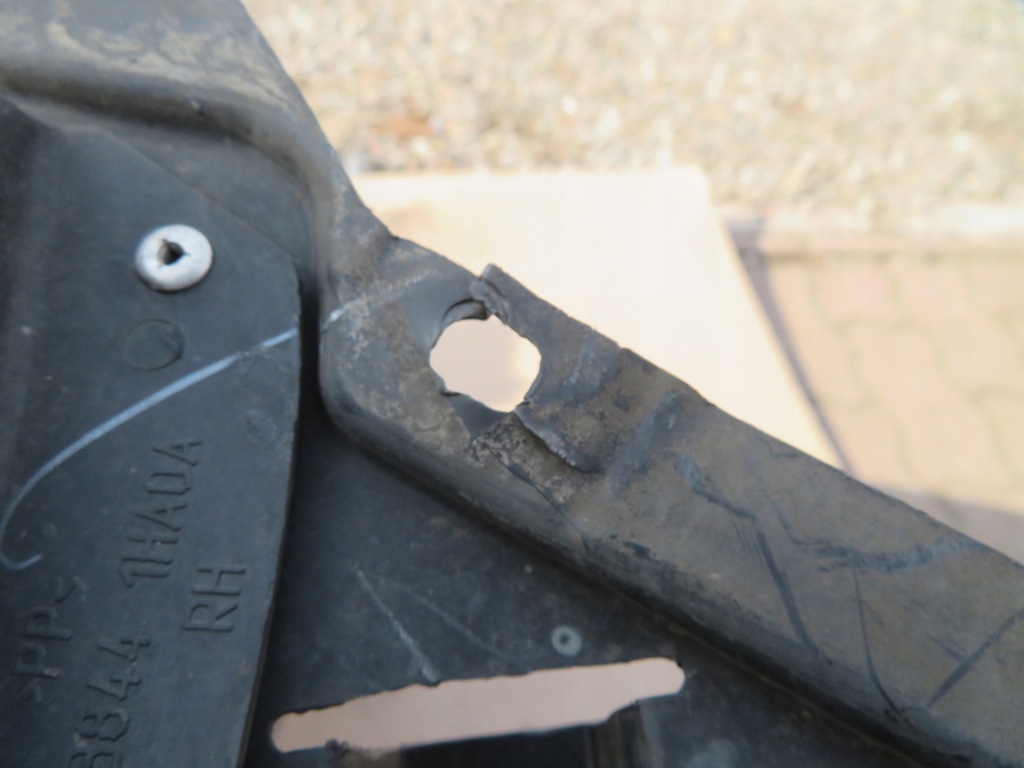 фото №11, Nissan micra k13 lift 13-17 підкрилок передні праве перед 63842-3hn0a