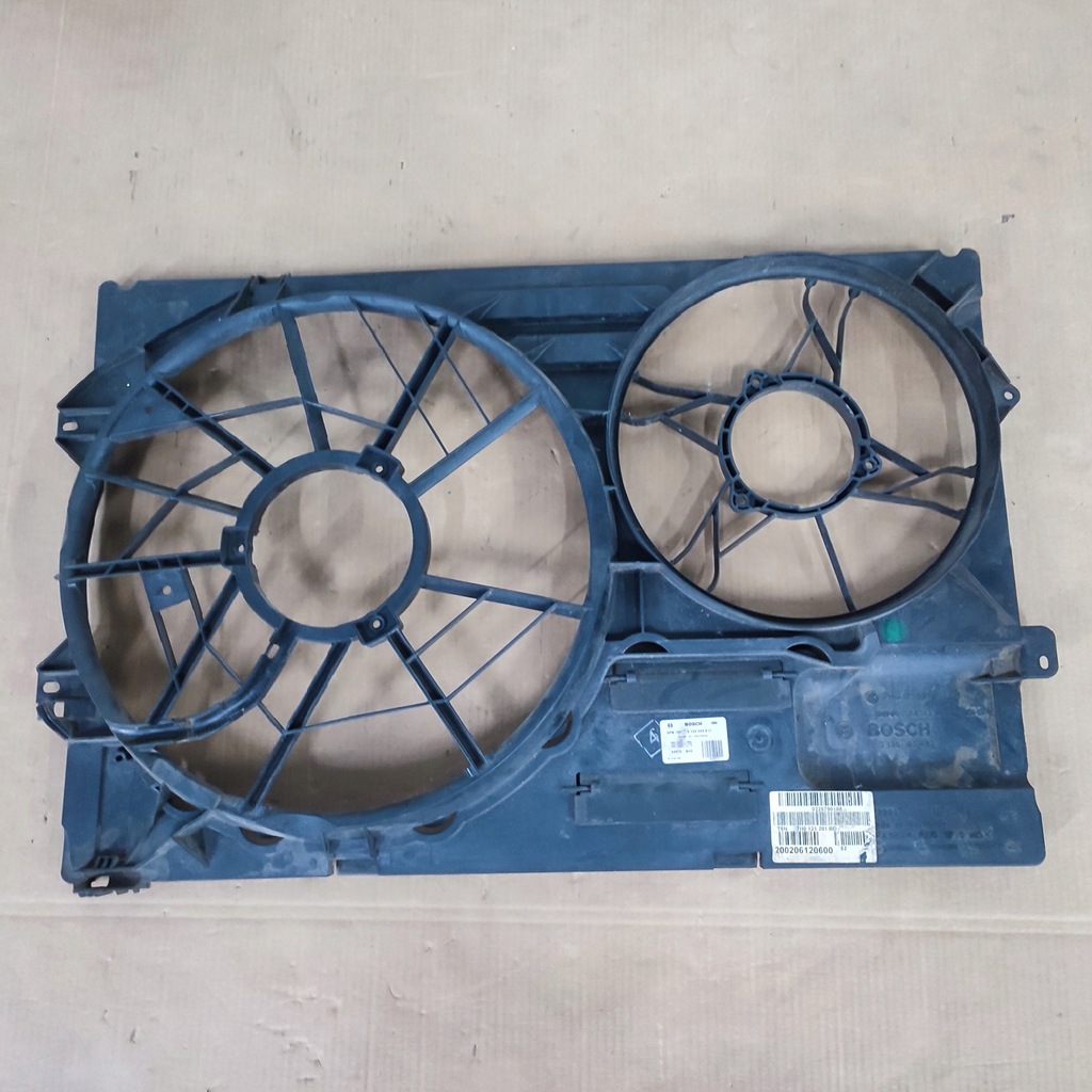 фото №1, Корпус вентилятора vw transporter t5