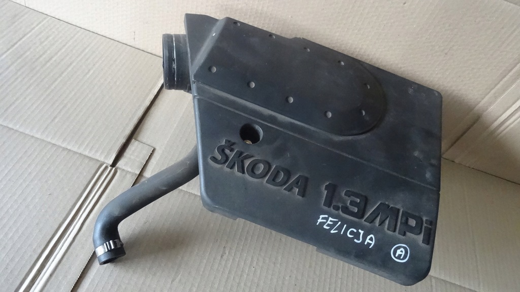 фото №1, Felicia 1.3 mpi труба воздухозаборник воздуха 047129654