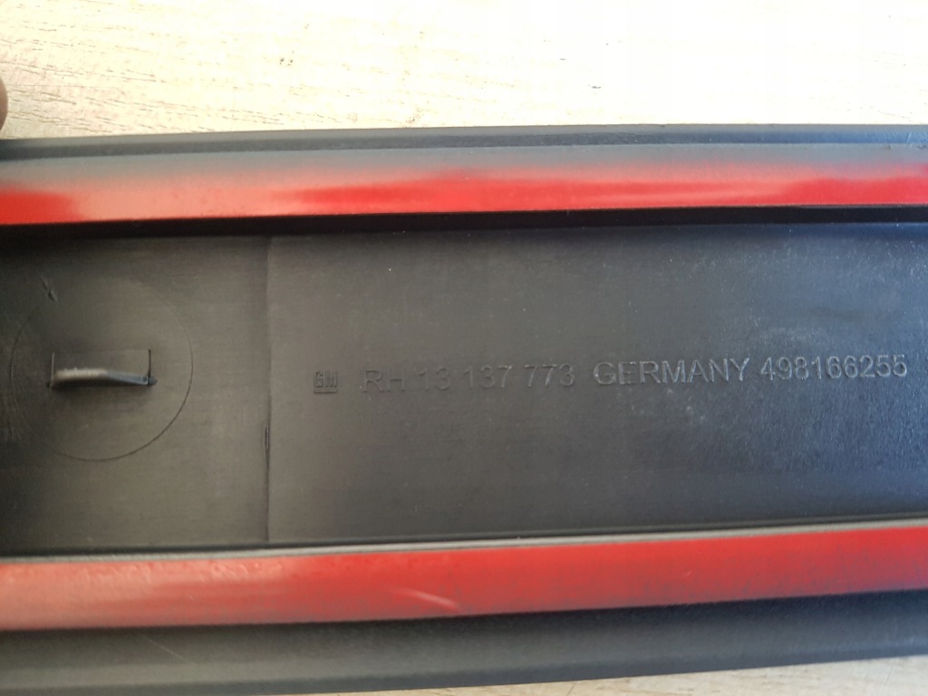 фото №11, Opel zafira b молдинг дверь правый перед 13137826