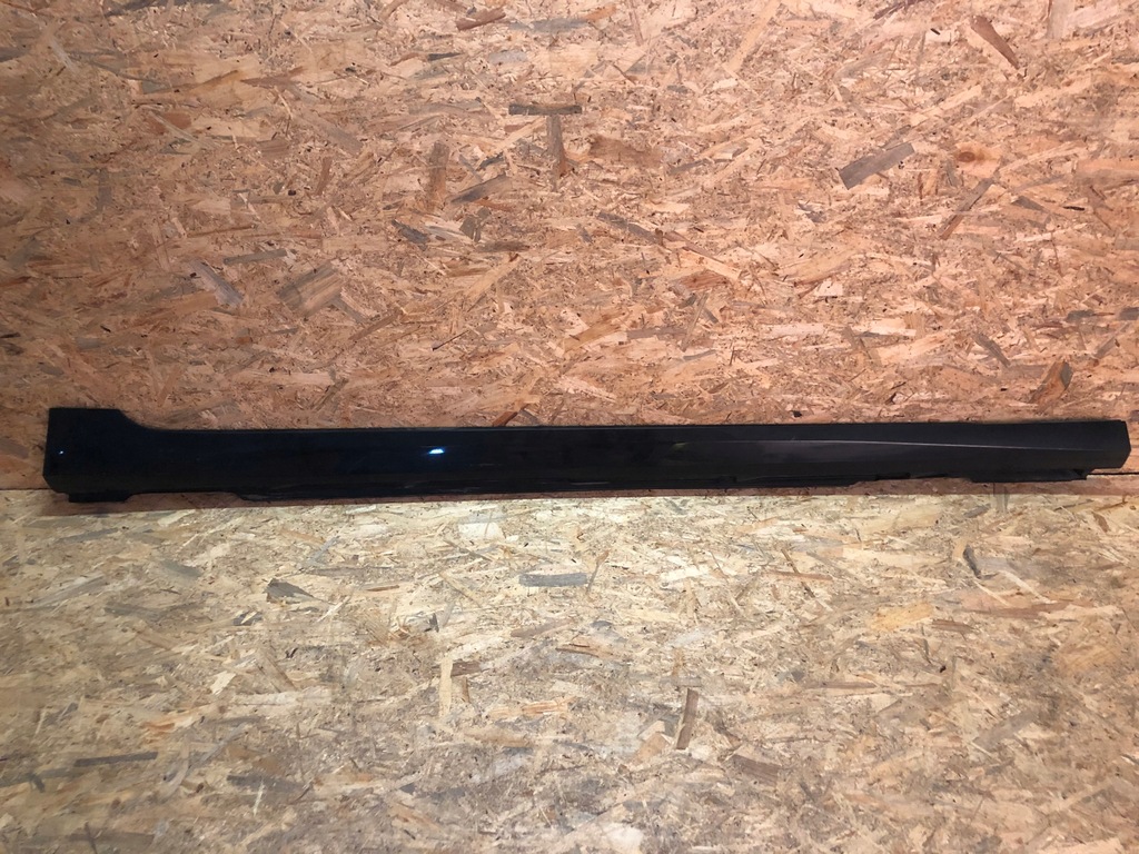 фото №1, Audi a6 c8 4k молдинг порог правая ly9t