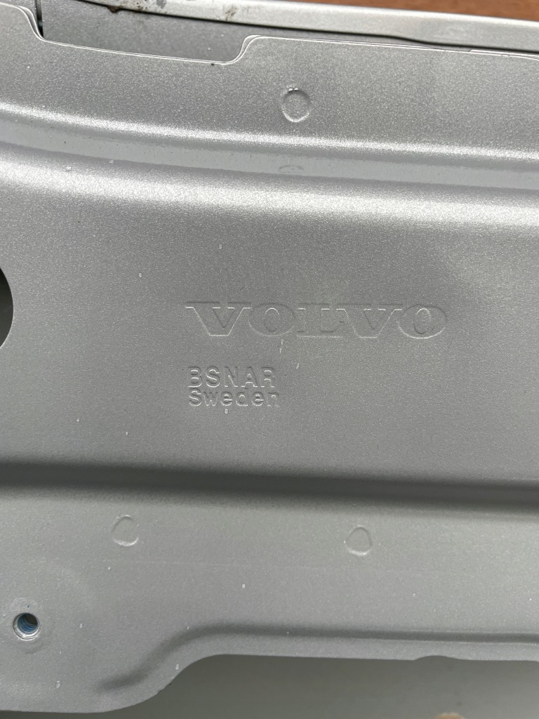 Дверь задний задние левая volvo xc40 2017r+ в Украине