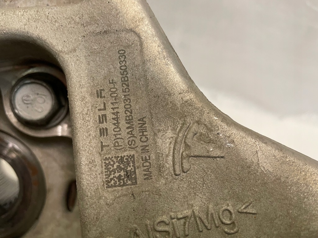 фото №5, Tesla 3 поворотний кулак ступиця лівий задня 1044411-00-f