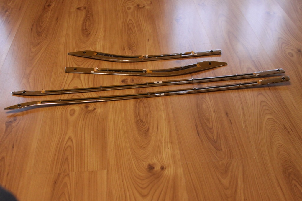 фото №3, Накладки хром двері перед задня toyota yaris cross оригінальний номер