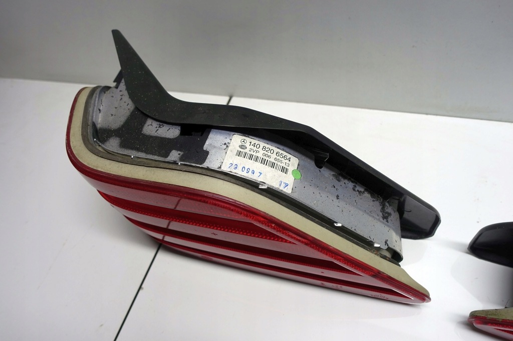 фото №10, Mercedes w140 лампа задняя правая левая задний cl lift 1408206564 1408206664 cl140