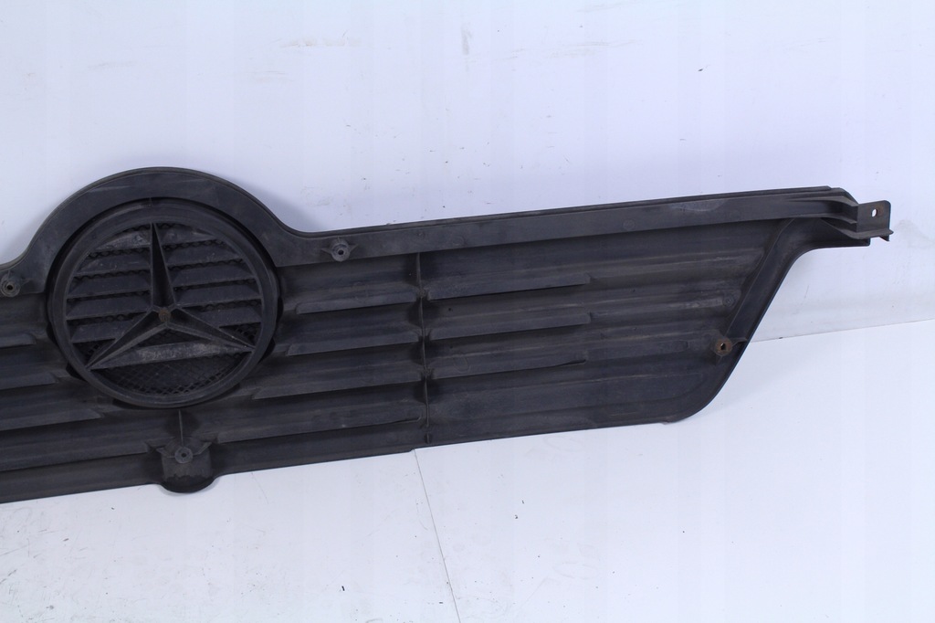 фото №7, Решітка радіатора решітка радіатора mercedes atego 1223