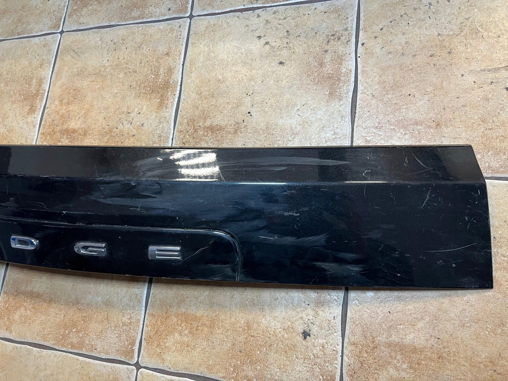фото №4, Накладка кришки багажника dodge grand caravan 11r