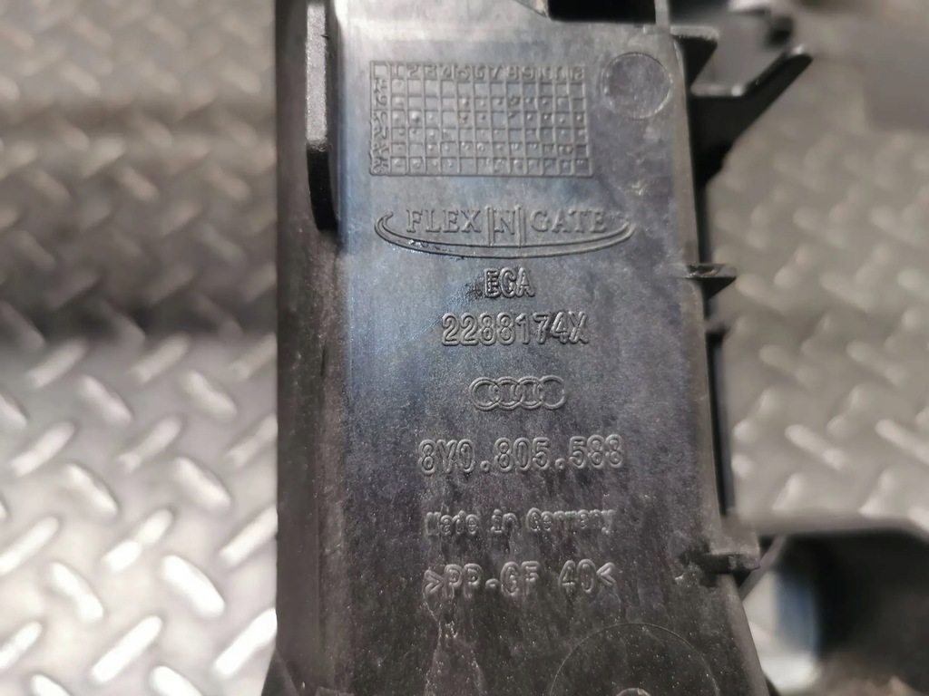 фото №5, Pas передний усилитель audi a3 8y оригинальный номер 8y0805588