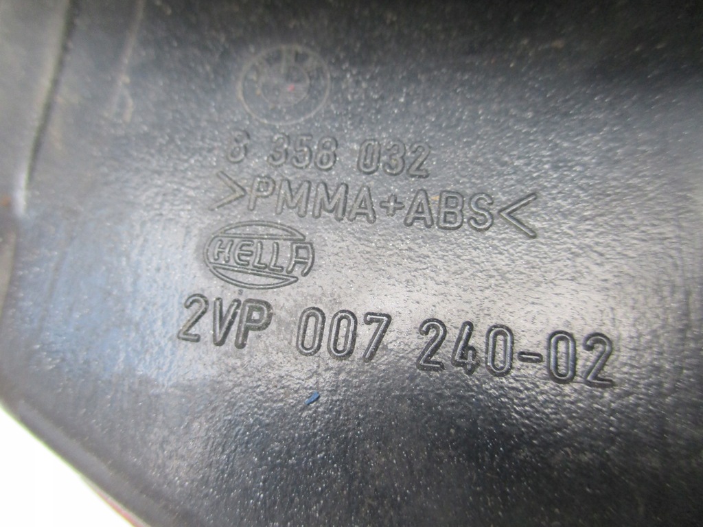 фото №10, Bmw e39 5 лампа правый задняя правая задняя 2vp007240-02 8358032 hella 8 358 032