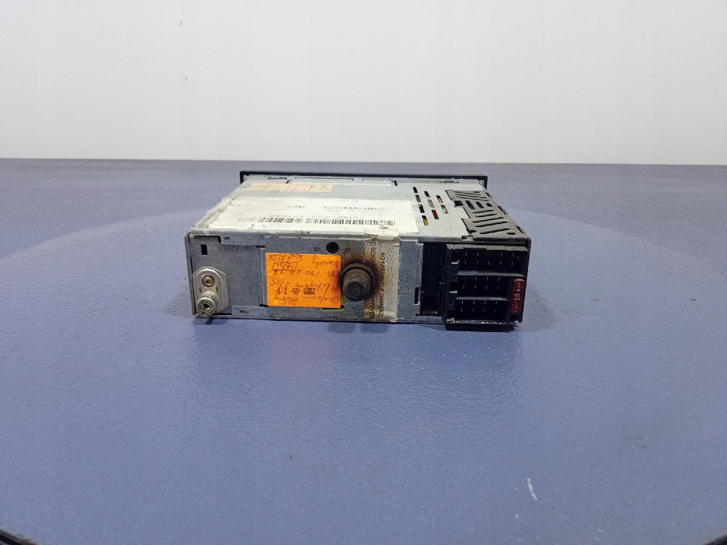 Vw passat b4 golf 3 радіо заводський касети gamma 1h0035186 Оригінал