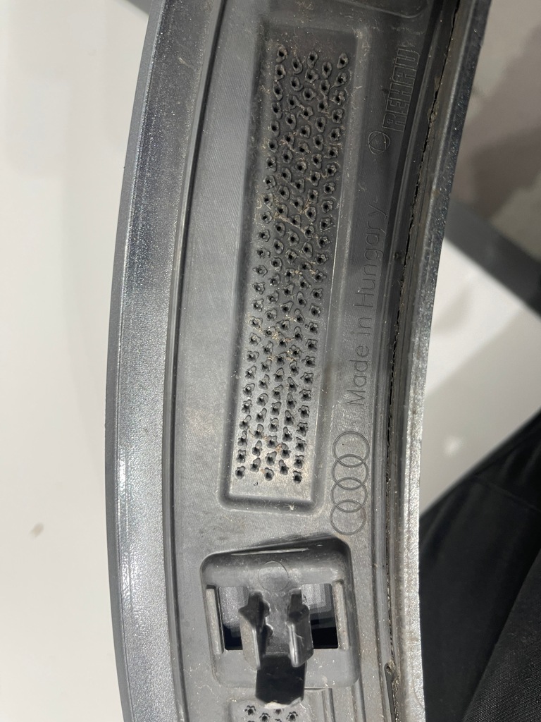 фото №7, Audi q3 83a молдинг na крыло правая задняя задняя