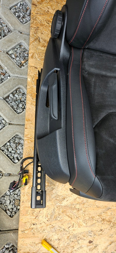 фото №6, Seat leon iii 3 hb сиденье сиденья заднее сиденье полукожа туннель средний комплект