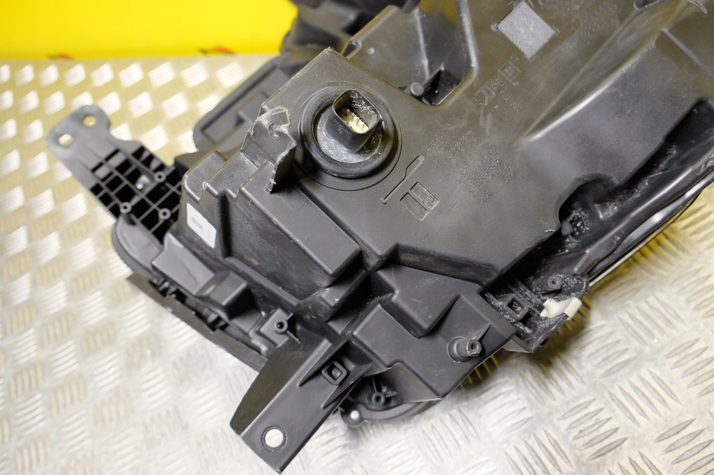 фото №16, Gmc yukon 2020- фара лампа full led r usa