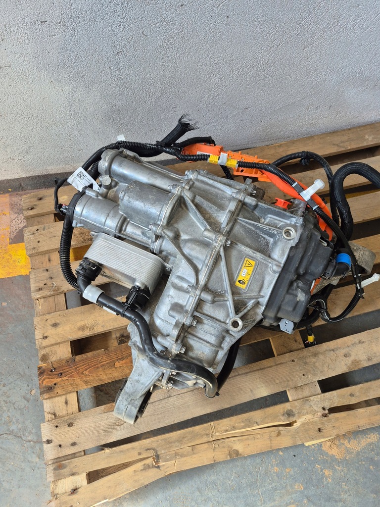 фото №1, Двигун задній tesla y long range awd