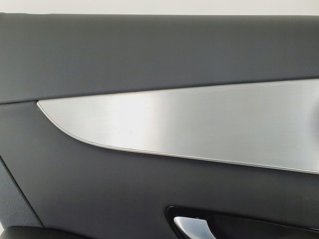 Обивка обшивка дверь левый задний  mercedes glc w253 в Украине