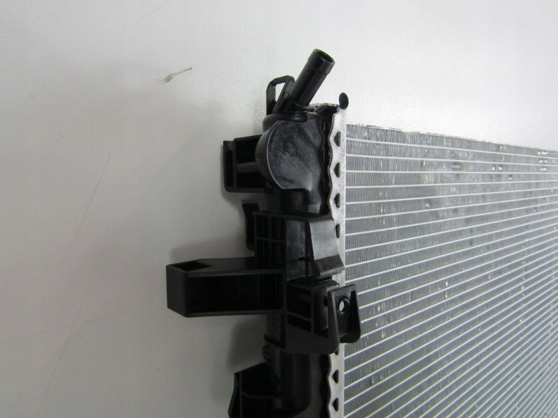 Master 3 movano b nv400 радиатор воды Цена