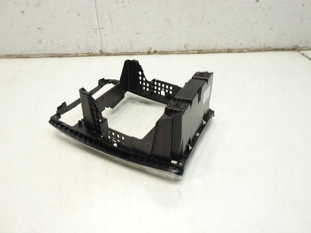 фото №3, Рамка защита радио mercedes b w245 lift