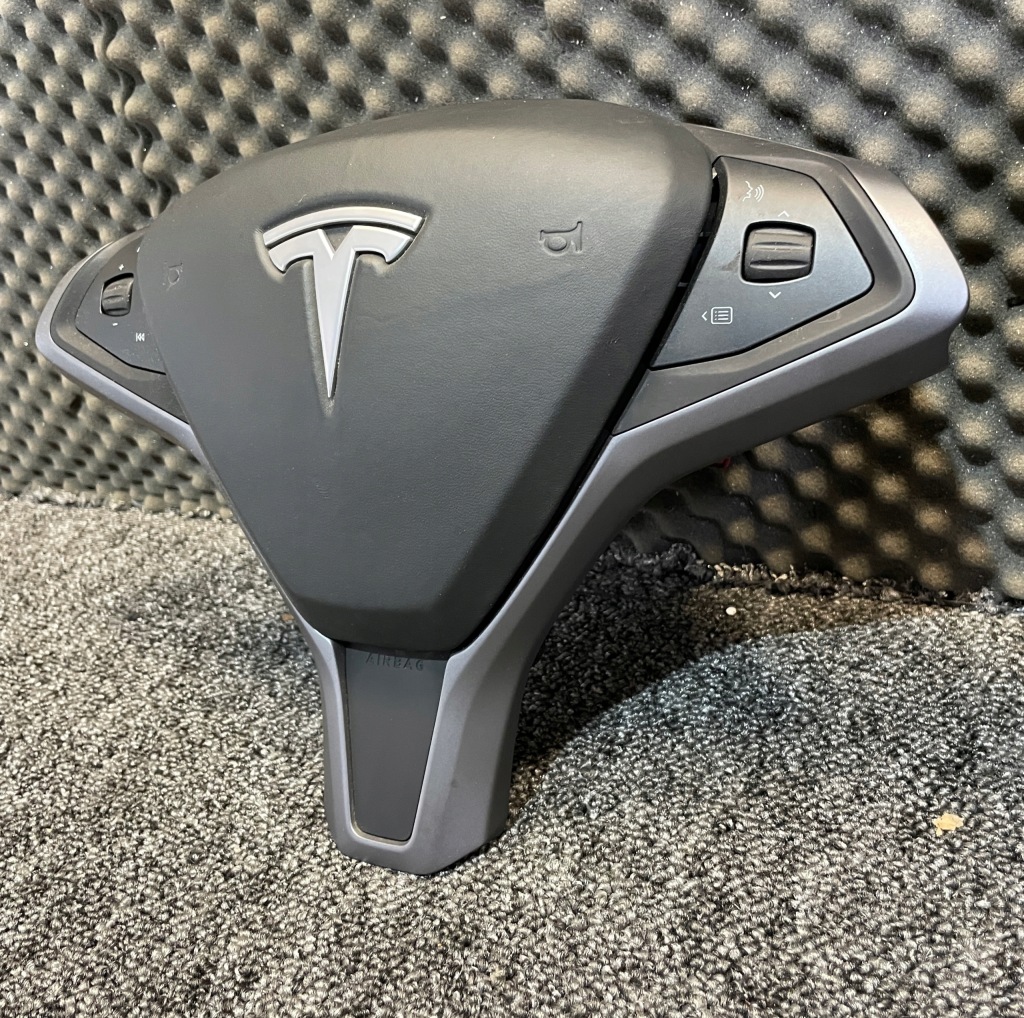 Tesla x воздуховод + air bag демонтаж super состояние с Разборки