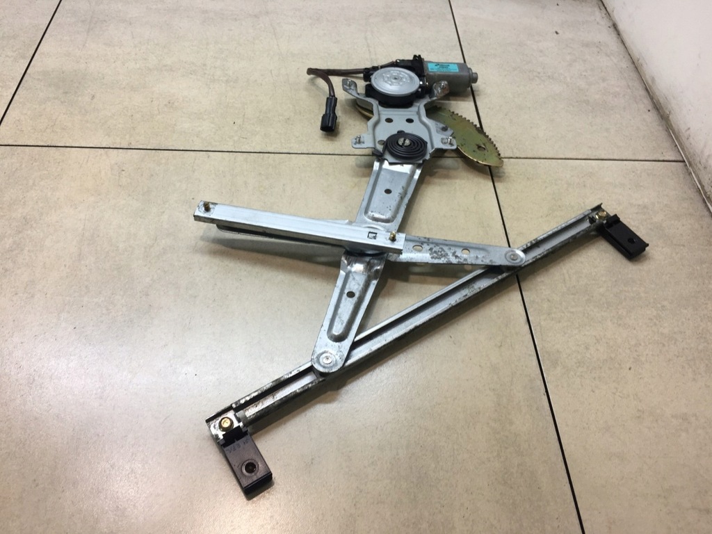 фото №6, Підйомник скло правий задня kia carens ii