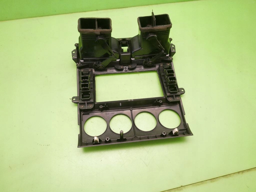 фото №5, Рамка корпус радіо панелі kia carnival i fl 01-05