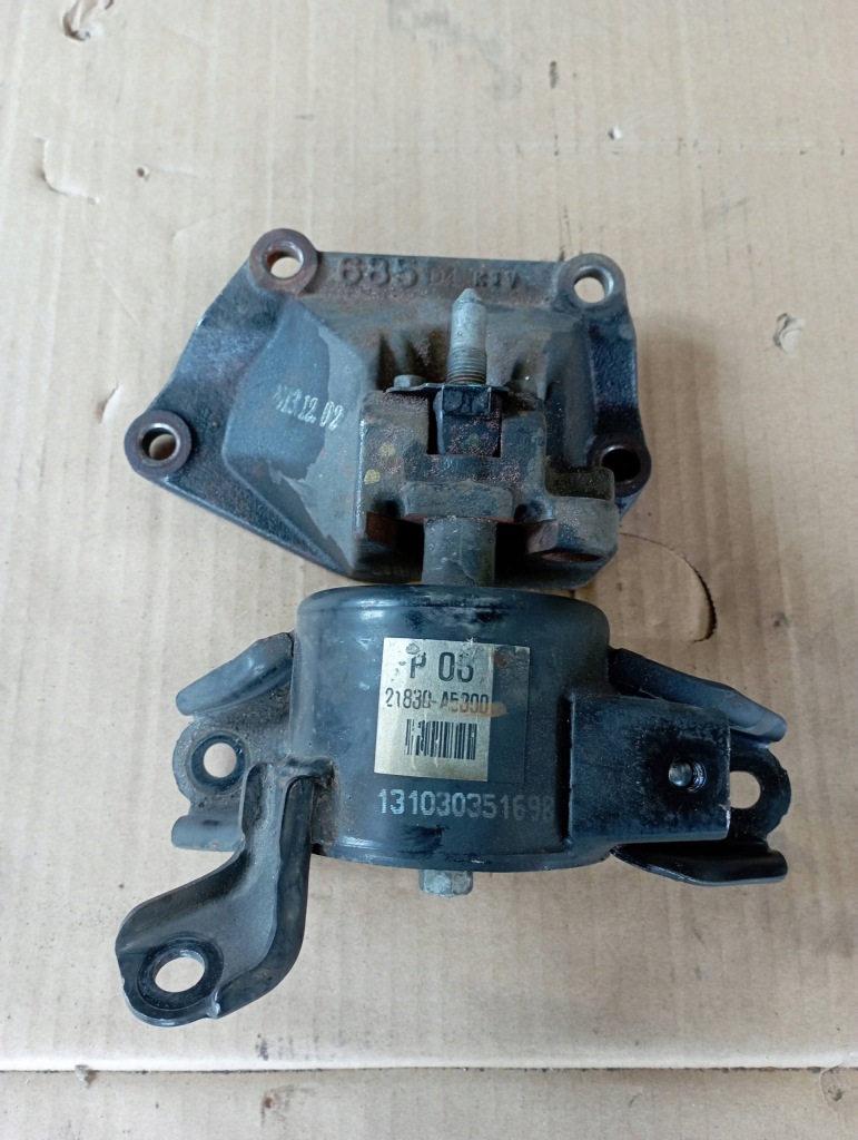фото №1, Kia ceed ii 2 1.6 crdi кронштейн подушка коробки 21830-a5300