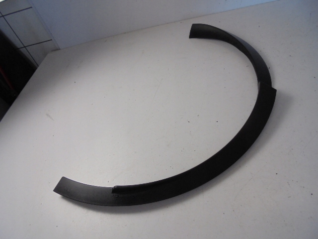 фото №1, Молдинг крила лівий задня jaguar e-pace 19r