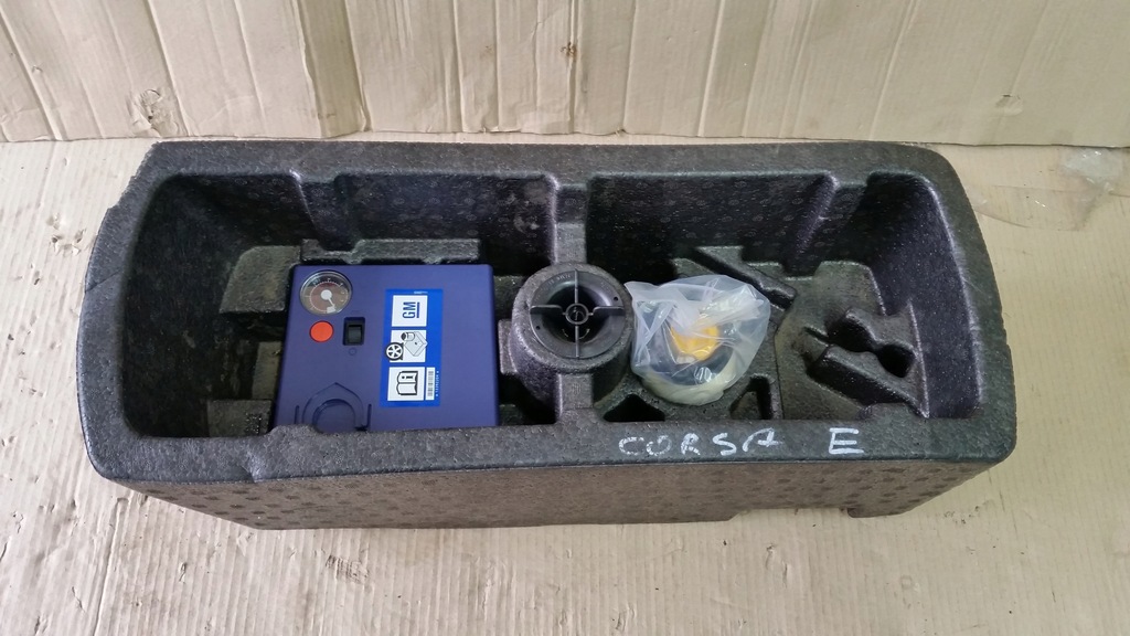 фото №1, Opel corsa e набор ремонтный колеса пенополистирол 14-