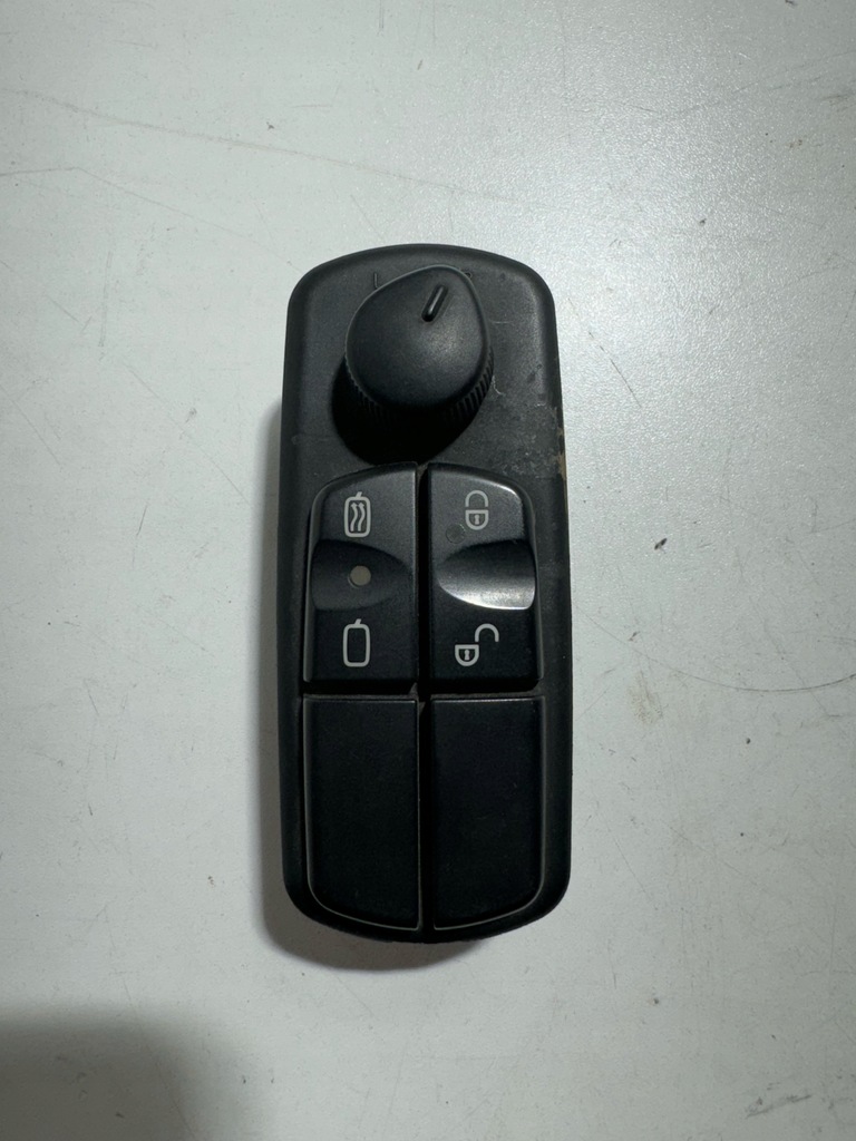 фото №1, Панель переключатель do управление зеркал atego axor