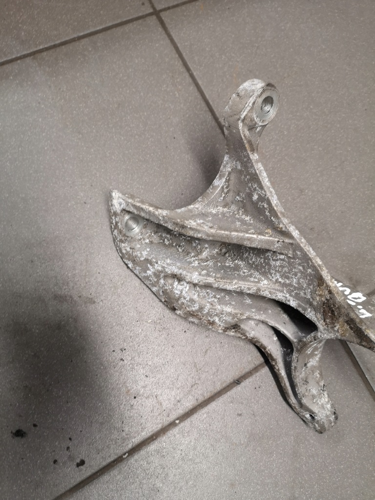 фото №6, Кронштейн двигателя audi a8 d3 4.2 tdi 4e0199370ba