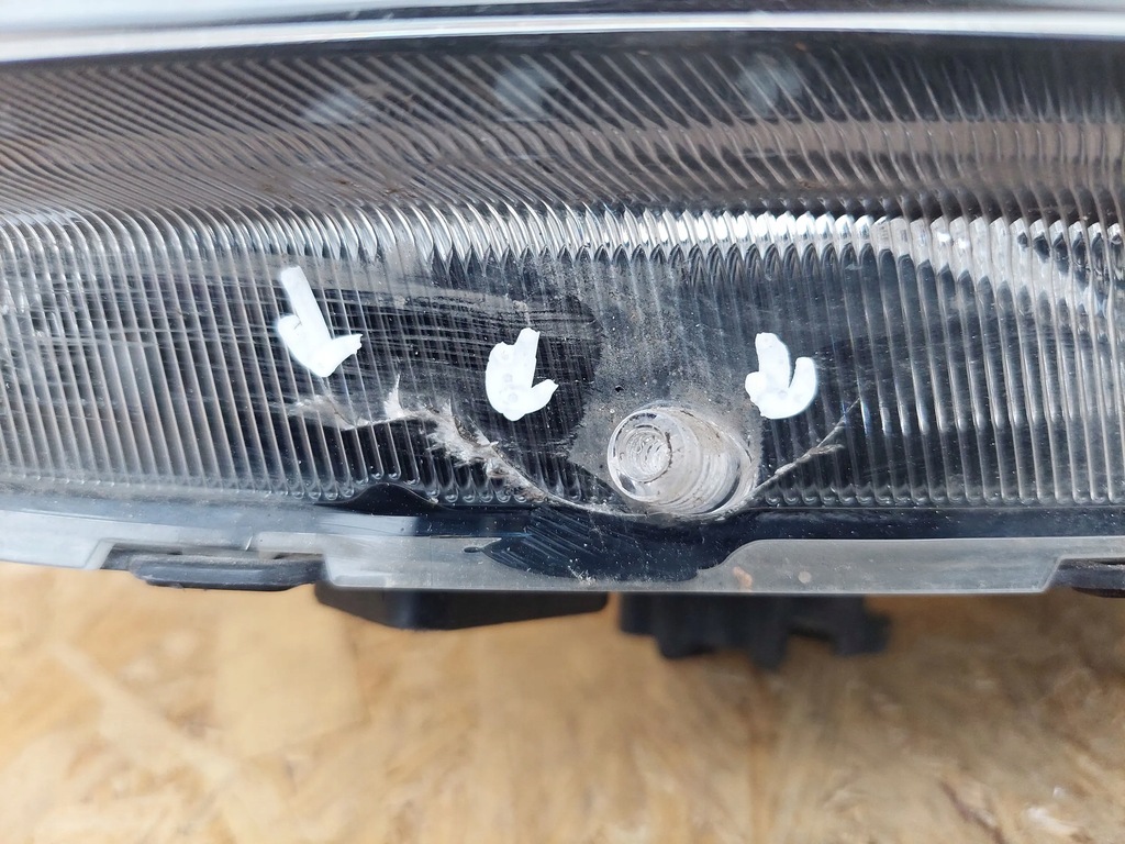 фото №10, Hyundai i30 2018 лампы передние