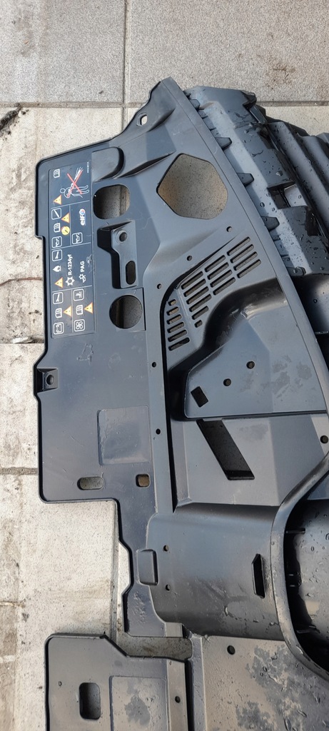 фото №3, Решётка радиатора решётка радиатора решётка средняя renault clio iv оригинал