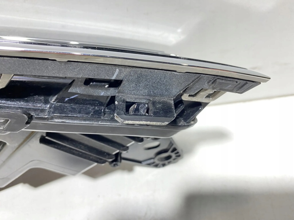 фото №15, Citroen c5 aircross лампа передняя правая led drl