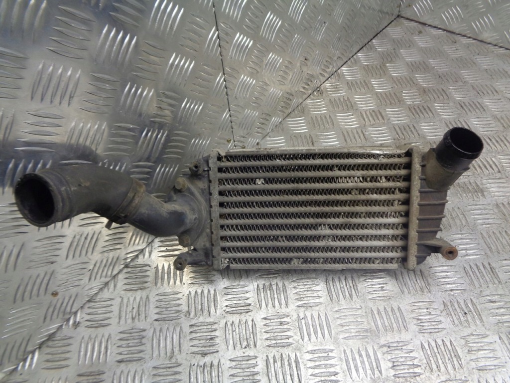 Купить Интеркулер vw polo 3 6e0145805b