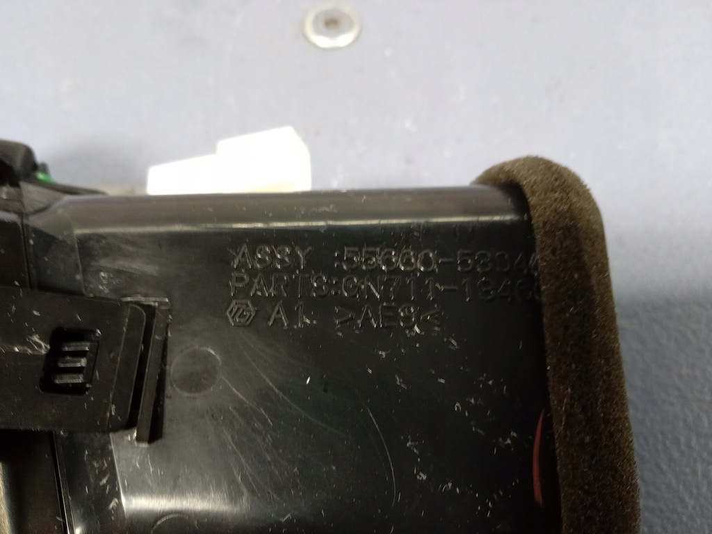 фото №4, Lexus is ii решётка обдув панели правая 55660-53041