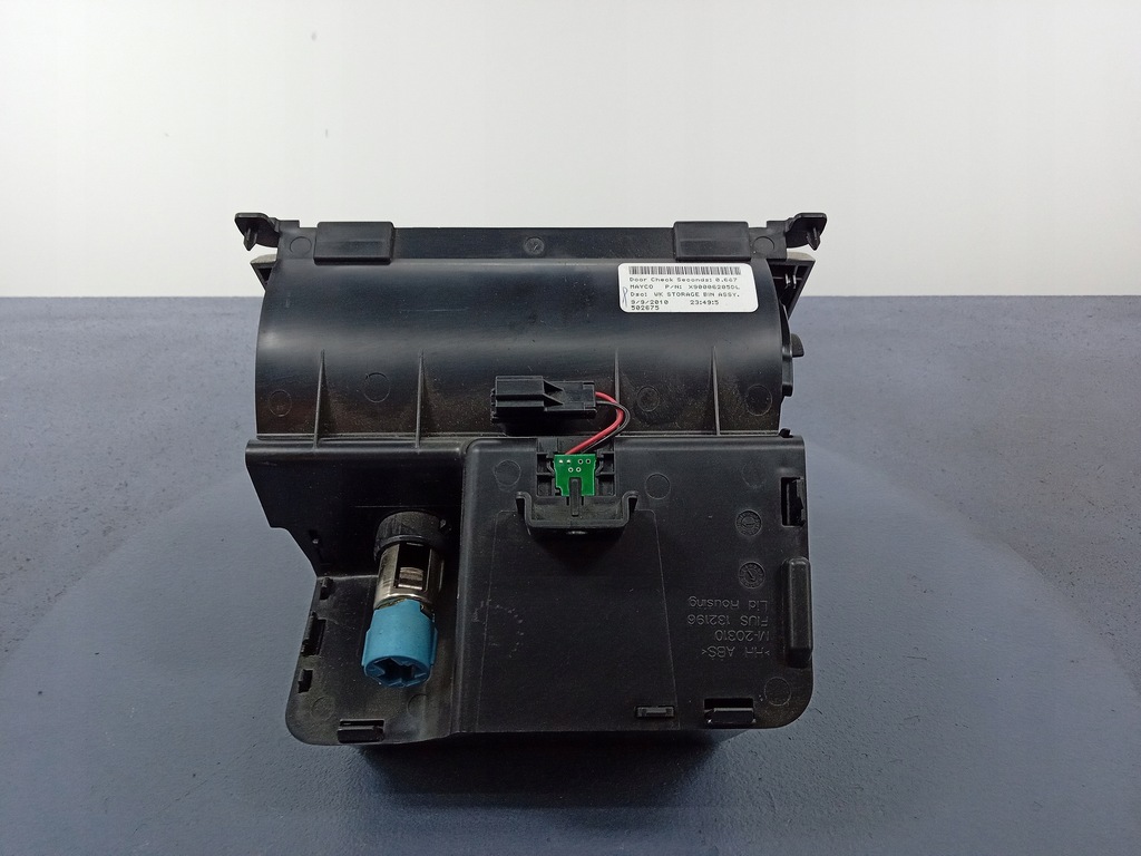 фото №5, Grand cherokee wk2 бардачок x90006205dl