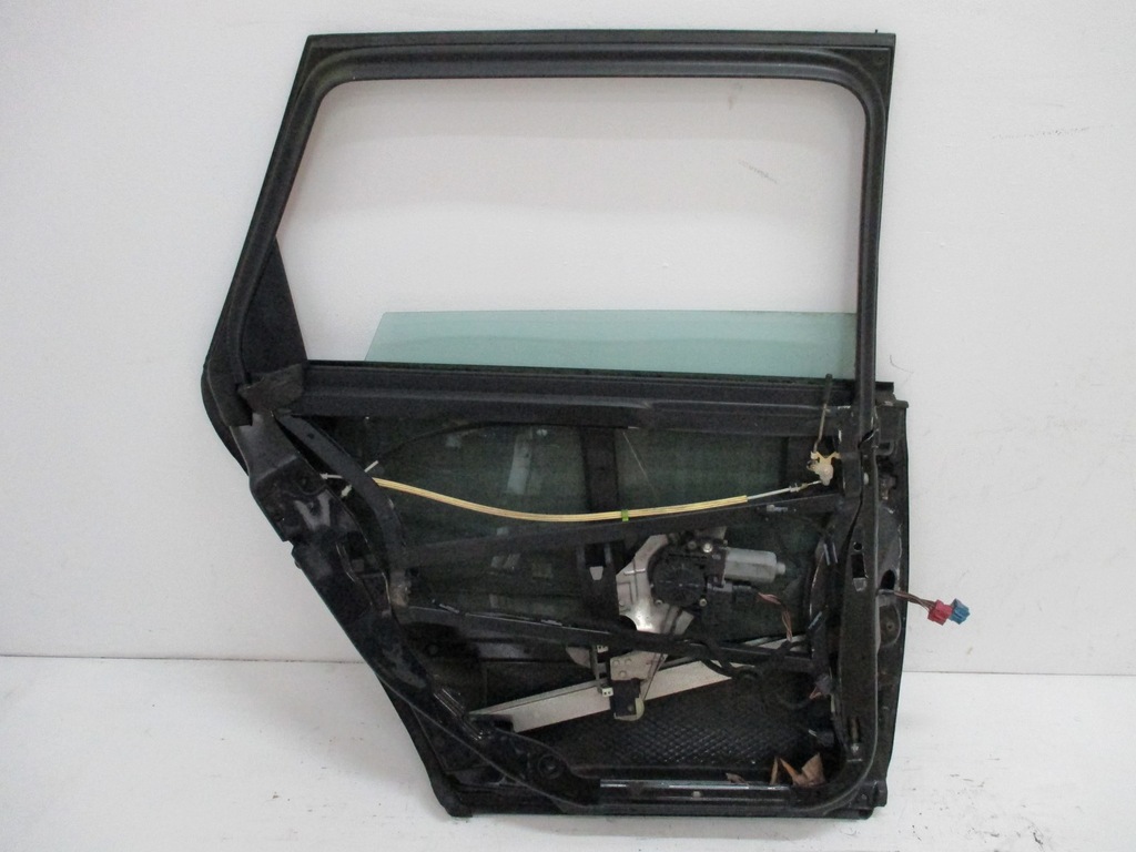 фото №6, Двері ліва задні audi a6 4b9 kombi