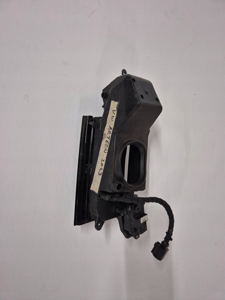 фото №6, Крышка разъём зарядки перед сторона левая volkswagen arteon 3g8853396