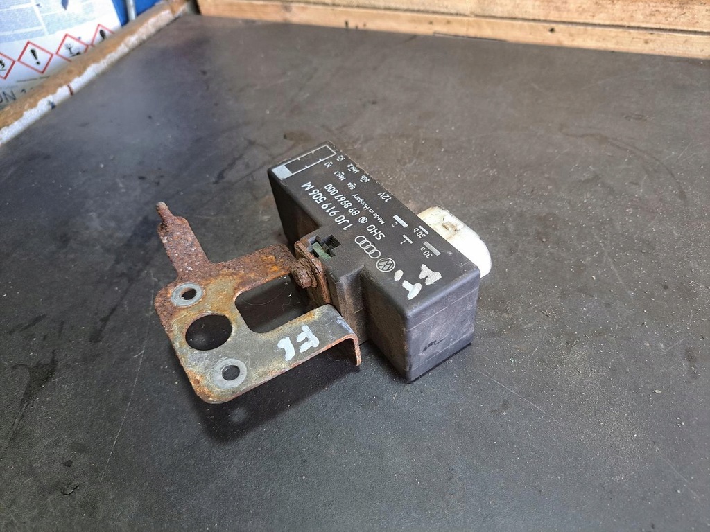 фото №12, Автомобіль skoda fabia i 1.2 1j0919506m блок керування modół вентиляторів