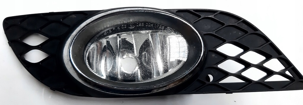 фото №1, Mercedes e-klasa w211 противотуманная фара + решётка elegance правая