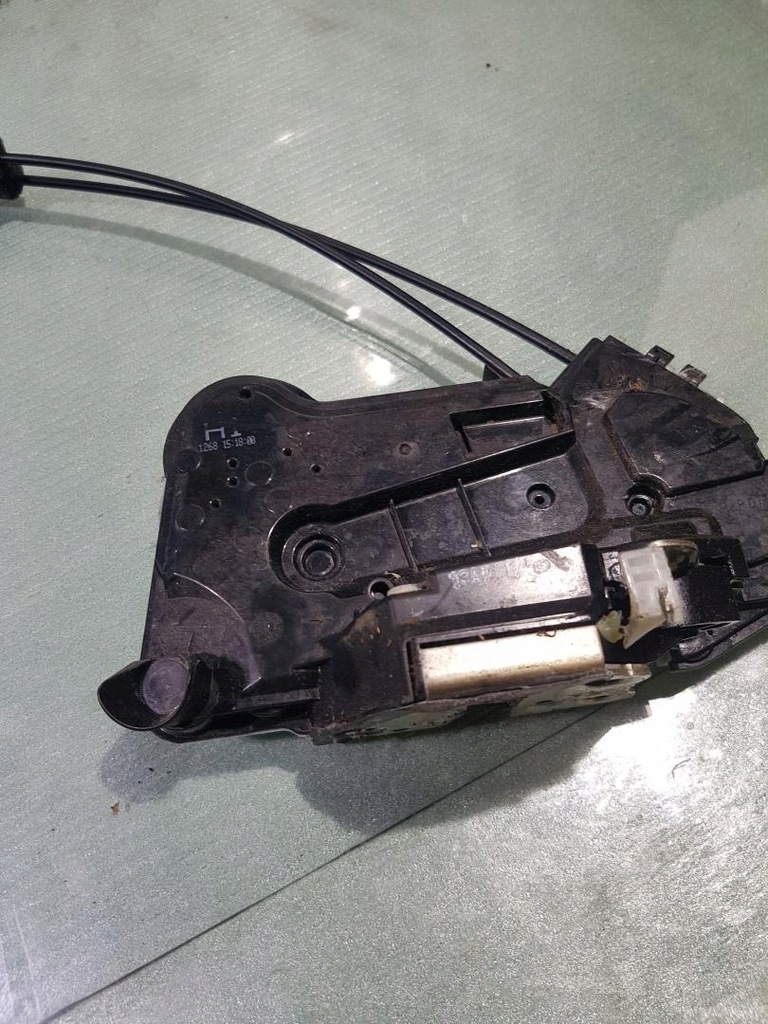 фото №5, Замок дверь правый перед toyota hilux viii