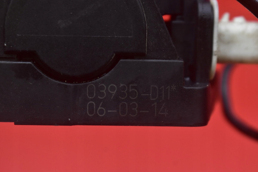 фото №7, Потенциометр педаль газа eu 9650341780 citroen c6 1 i 2.7 hdi 204 km 04-12