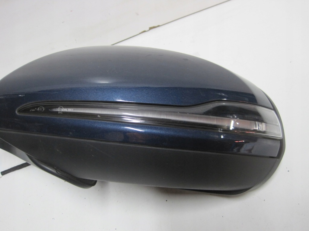 Дзеркало дзеркало mercedes eqa a243 21r праве ліва Оригінал