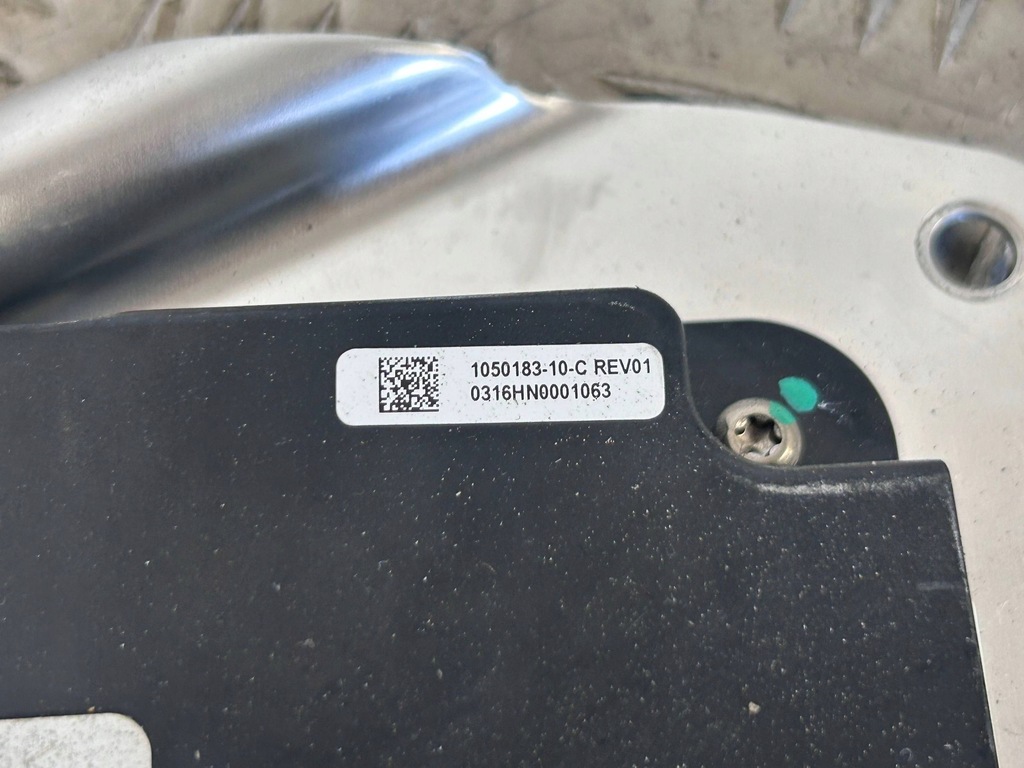 фото №10, Модуль двері права сторона tesla model x 105018310c