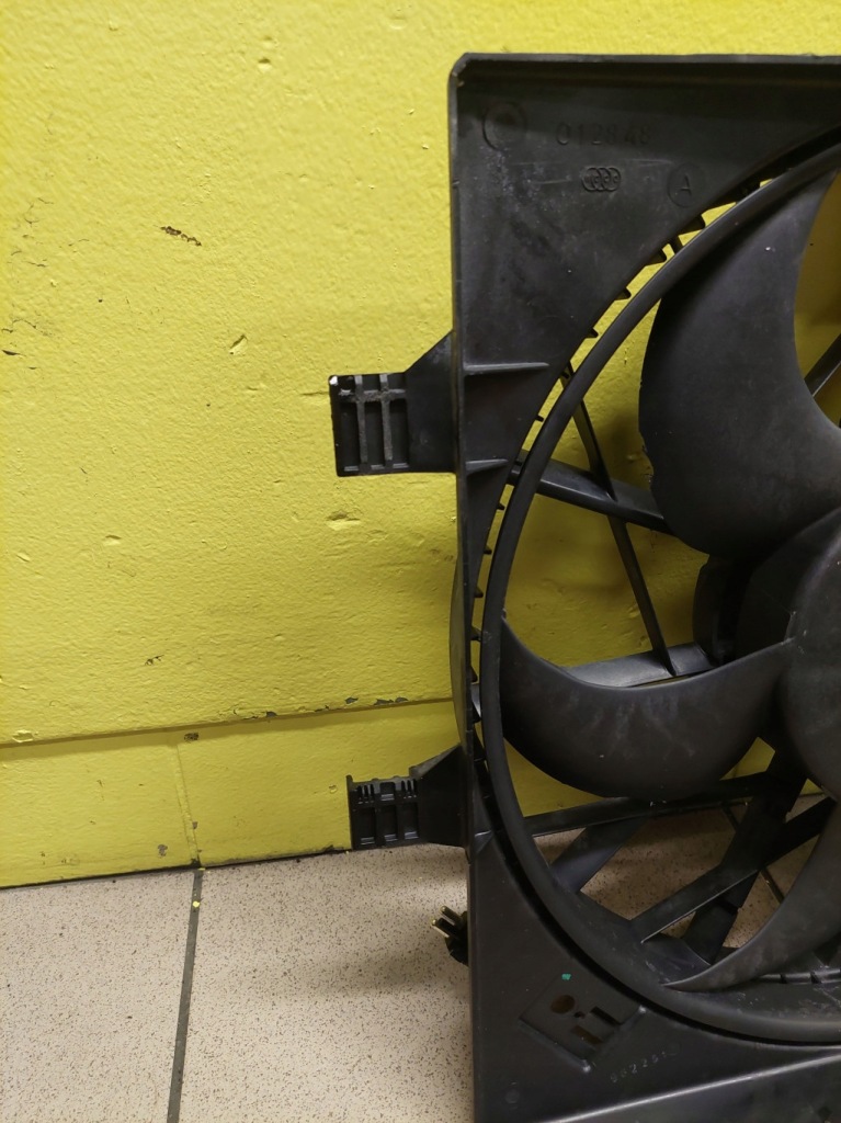 Mercedes a-klasa 1.4 вентилятор радиатора a1685050155 Киев