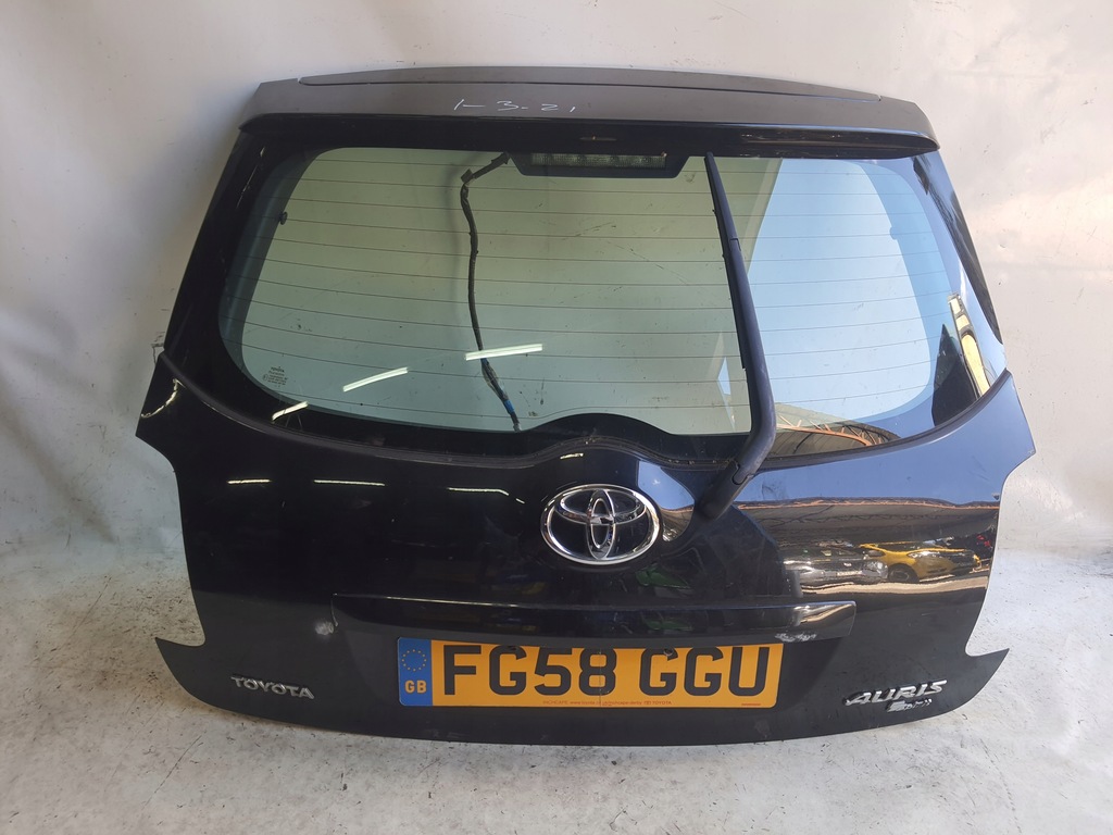 фото №1, Toyota auris i 06-09 209 крышка багажника задняя