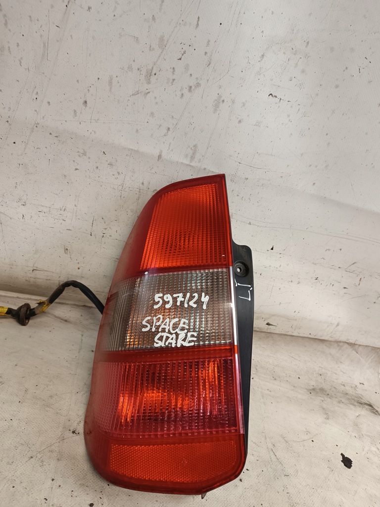 фото №1, Mitsubishi space star лампа задняя задняя левая eu 5pin