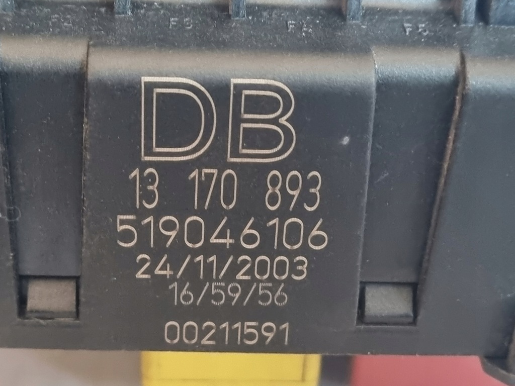 фото №7, Коробка предохранителей opel vectra c 13170893db