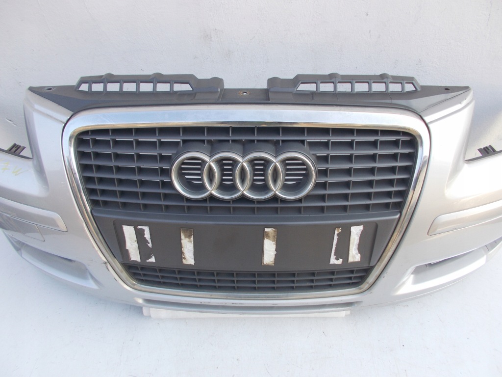 Audi a3 8p lift fl 2005 -2008 бампер перед передний 8p4807096 большой решётка радиатора Киев