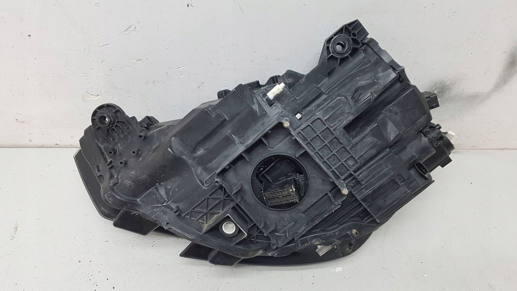 фото №8, Audi a3 s3 8v lift 16- лампа фара перед передний правый eu